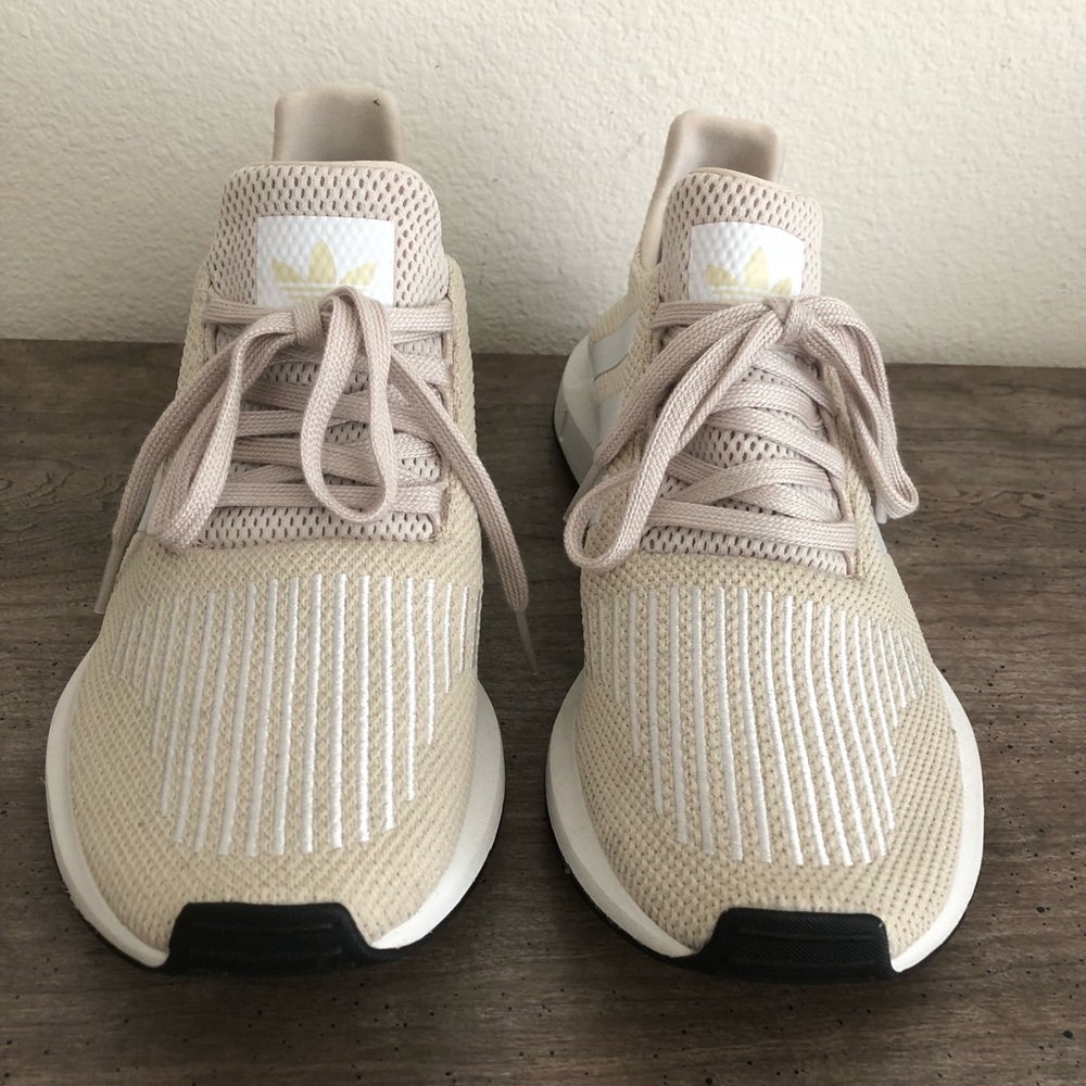 adidas shoes swift run